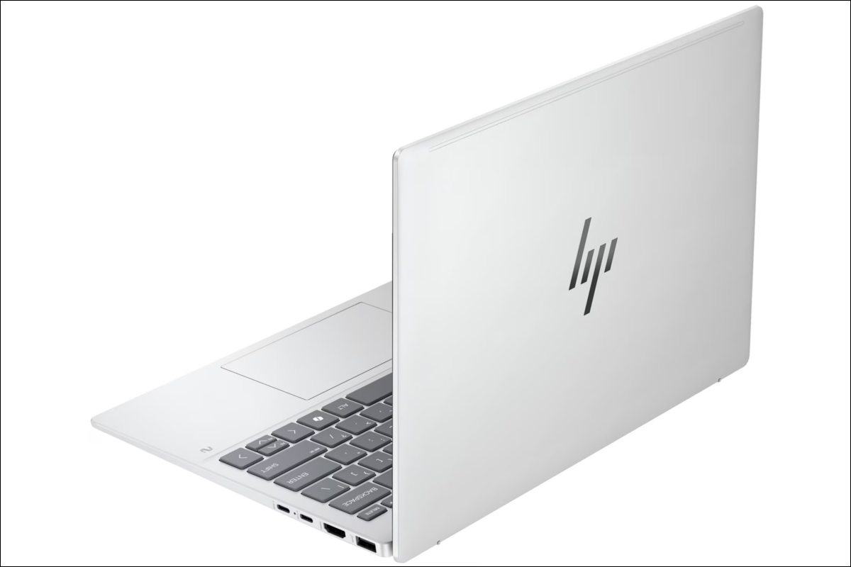 HP OmniBook7 Aero13-bg グレイシャーシルバー バックビュー