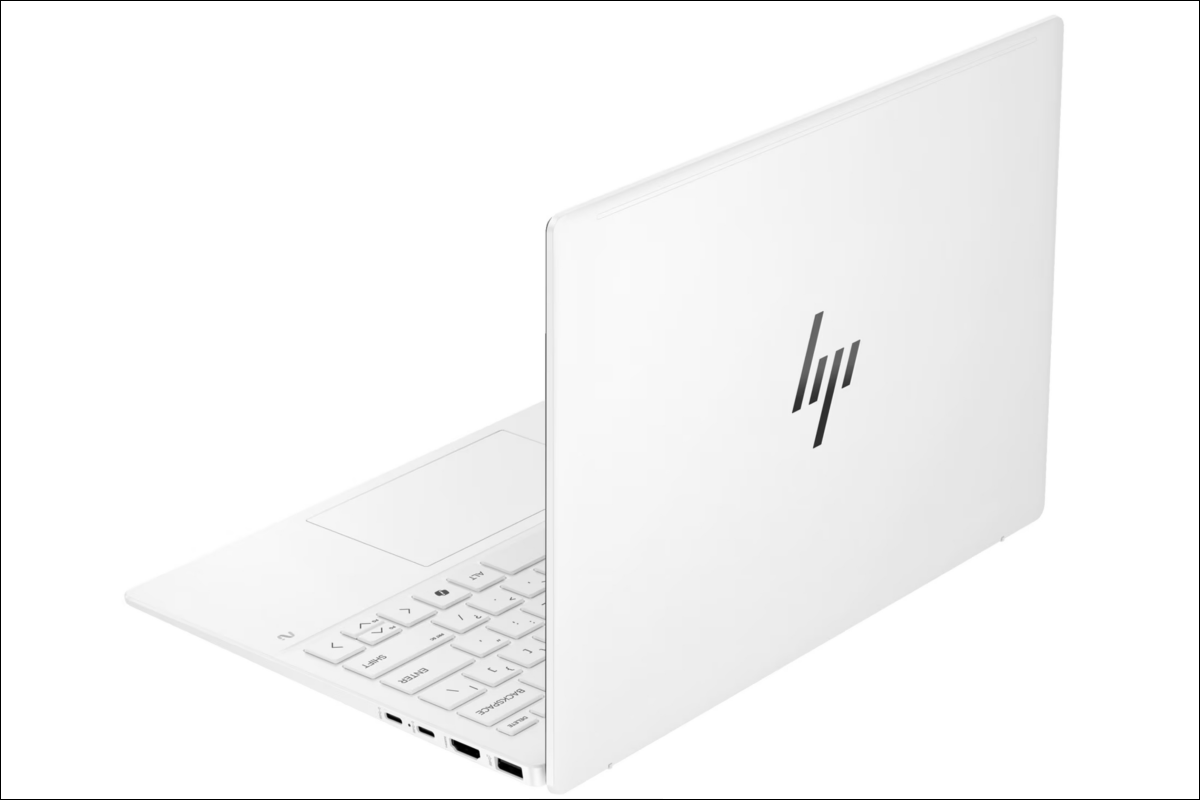 HP OmniBook7 Aero13-bg セラミックホワイト バックビュー